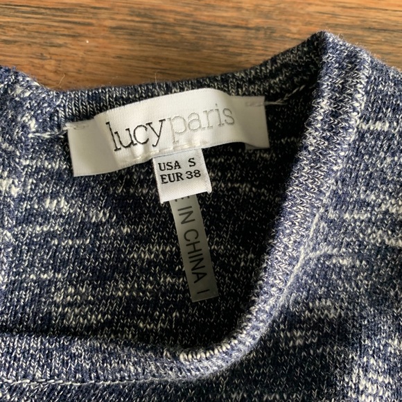 Lucy Paris Sleeveless Cutout Blue Top - Picture 6 of 8